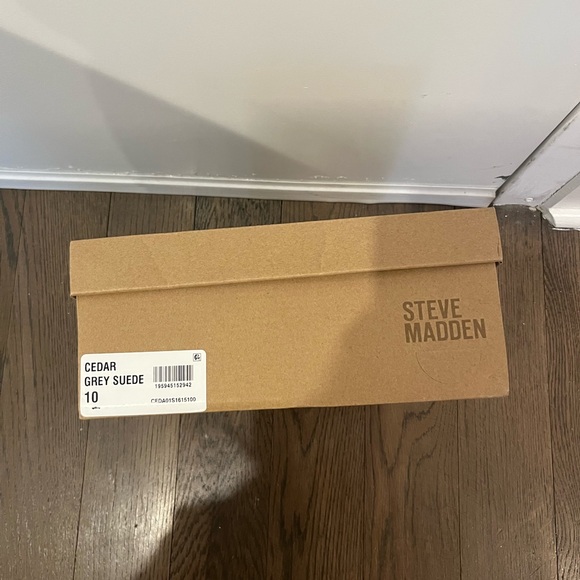 Steve Madden Suede Booties - Picture 6 of 6